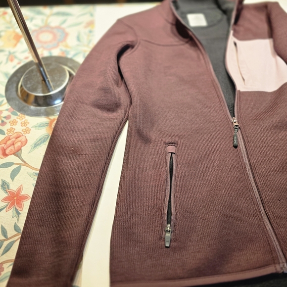 Ascend Men's Dark Brown Zip-Up Sweater with Light Gray Pocket - Picture 2 of 8